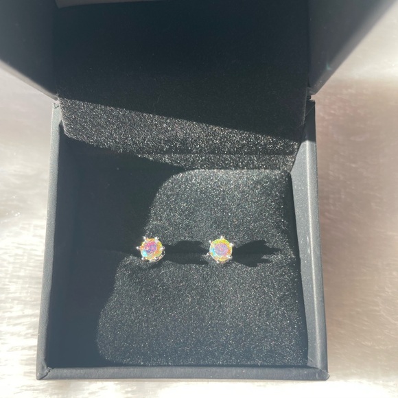 Jewelry - 1.0 ct Moissanite earrings